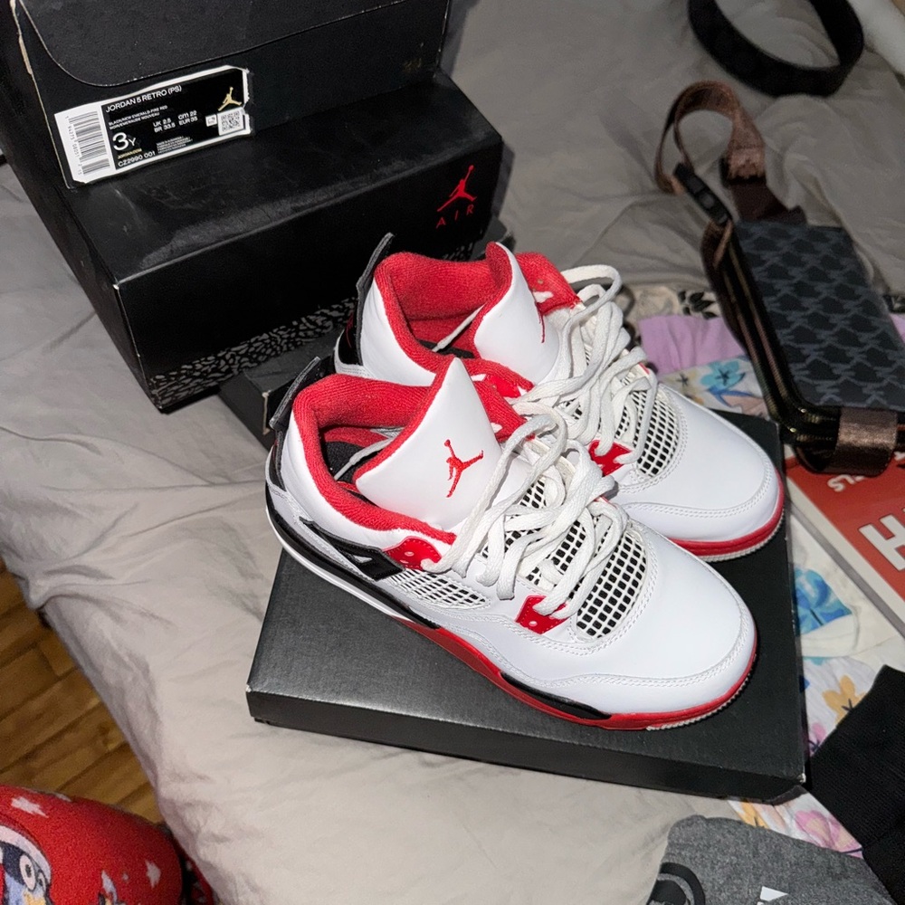 Jordan 4 Retro Fire Red Youth Sneakers